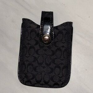 COACH 61128 Signature Electronic/Cell Phone or Card Holder